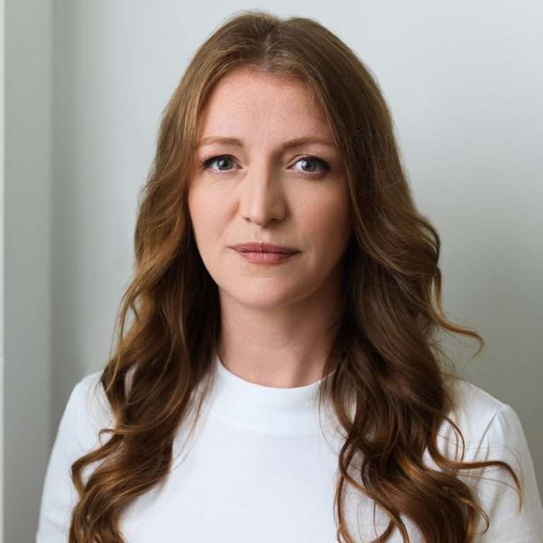Jenna MacMillan
