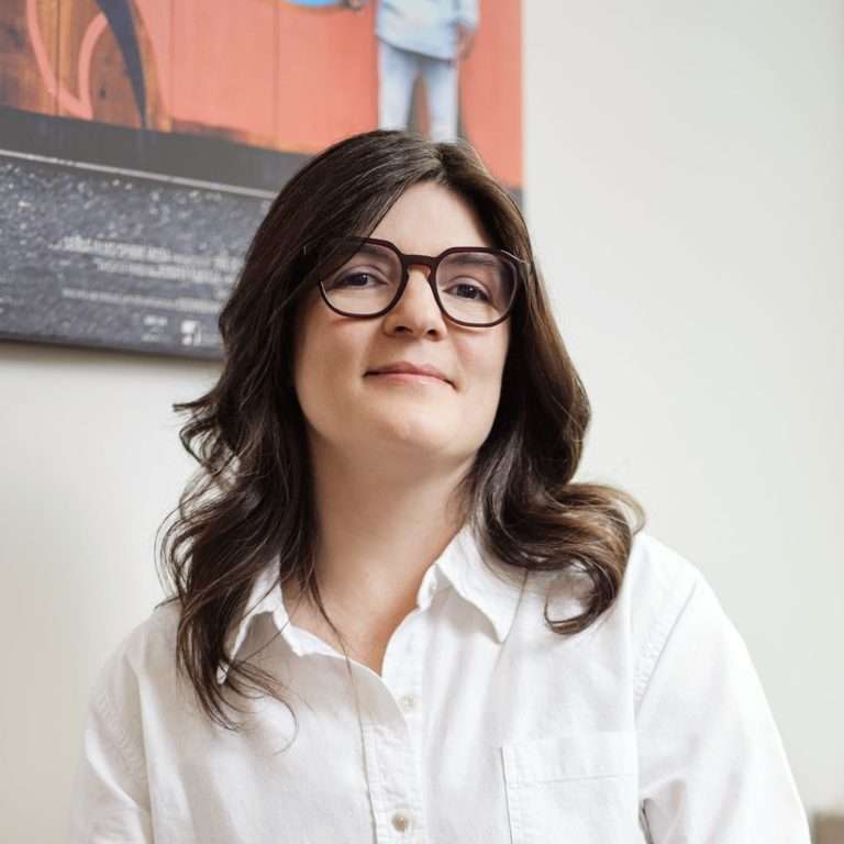 Laura Perlmutter